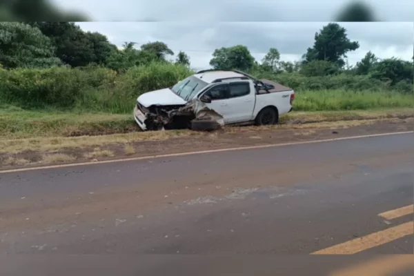 Uma pessoa morre e outras cinco ficam feridas em acidente na PR-272