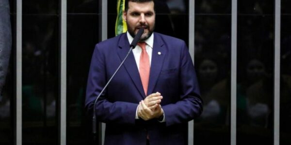 Presidente da FPA cita estratégias e desafios em entrevista ao Broadcast Político