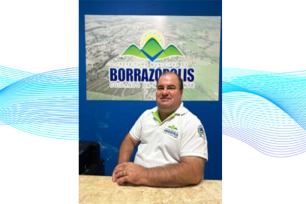 Prefeito Dalton Moreira de Borrazópolis reassume Executivo e define metas para início do ano