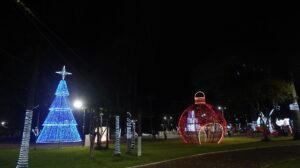 Enfeites de Natal em Rolândia até 07/01