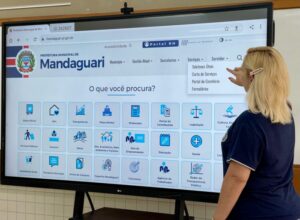 Mandaguari investe R$ 270 mil em telas interativas para modernizar aulas da rede municipal de ensino