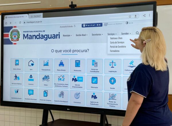 Mandaguari investe R$ 270 mil em telas interativas para modernizar aulas da rede municipal de ensino