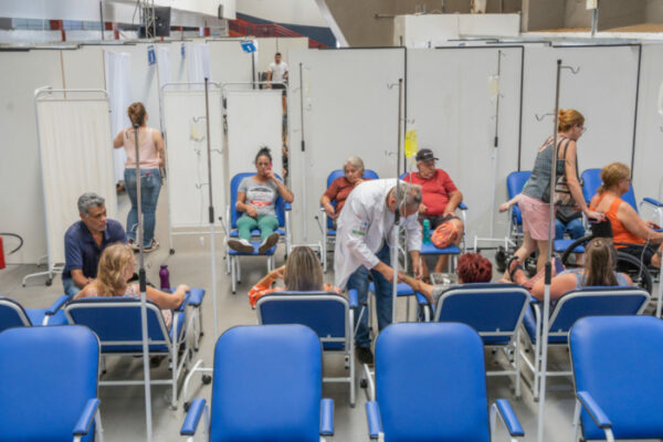 Central de Atendimento à Dengue funcionará na segunda e terça de carnaval em Apucarana