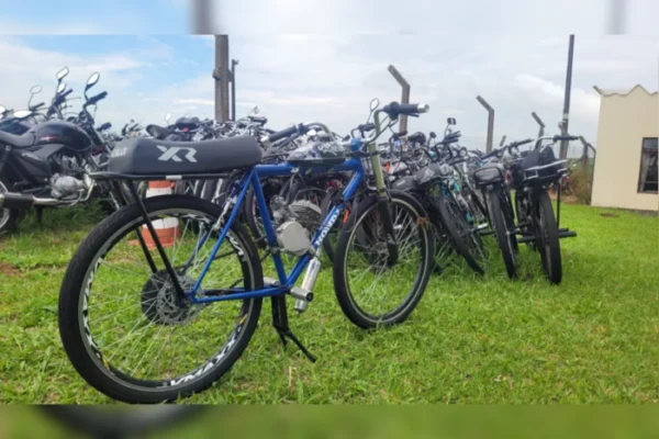Bicicletas motorizadas entram na mira da PM; veja irregularidades
