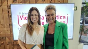 Secretária Denise Canesin de Apucarana se reúne com a deputada Cloara Pinheiro