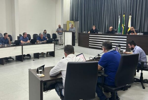 Confira os projetos de lei aprovados pela Câmara de Apucarana em sessões extraordinárias