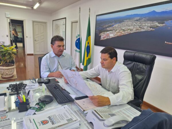 Sérgio Onofre avalia obras de peso durante reunião com Sandro Alex