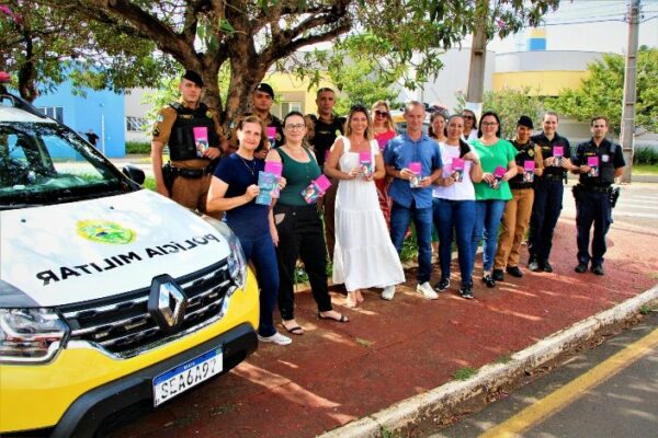 Conselho Municipal dos Direitos da Mulher realiza ação contra violência doméstica