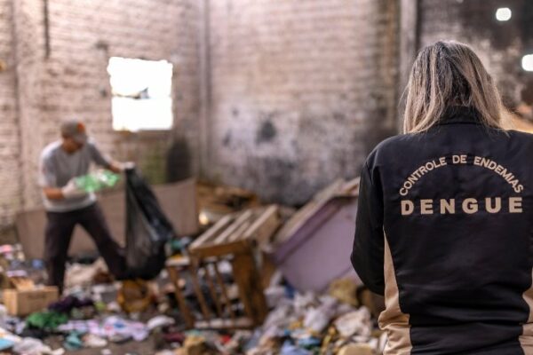 Arapongas adere à campanha “Primeiras-Damas Contra a Dengue” e primeira ação acontece nesta quinta