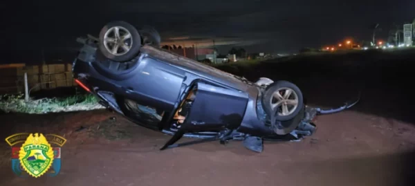 Jovem de 22 anos de Apucarana morre após carro capotar em Sabáudia