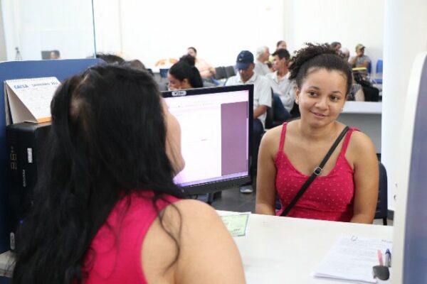 Agência do Trabalhador de Arapongas realiza mutirão de emprego destinado para mulheres; saiba mais