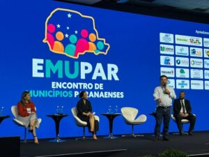 Prefeito Sérgio Onofre participa do Encontro de Municípios Paranaenses em Curitiba