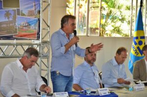 Faxinal sedia 1ª reunião da AMUVI em 2024