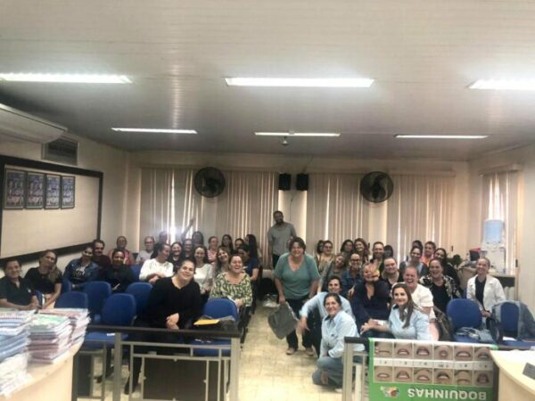 Professores da rede municipal de ensino de Cambira participam de capacitação sobre o Método das Boquinhas