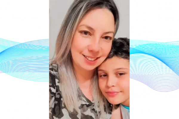 Família e amigos pedem orações por mãe e filho que sofreram acidente
