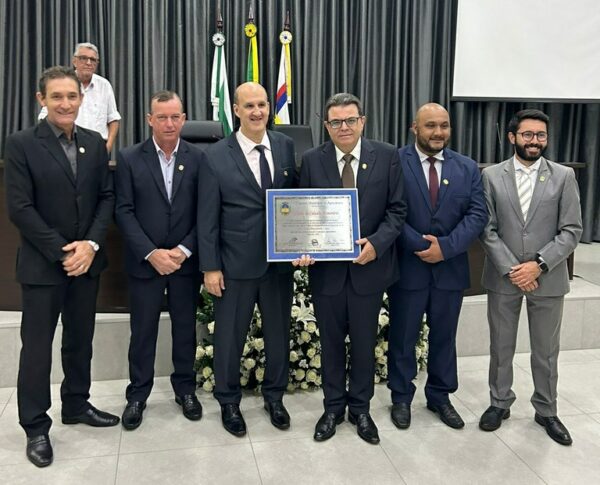 Câmara de Apucarana entrega Título de Cidadão Honorário ao engenheiro Bracarense