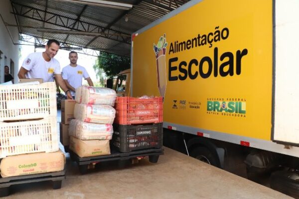 Merenda Escolar de Arapongas serve aproximadamente 29 mil refeições diárias
