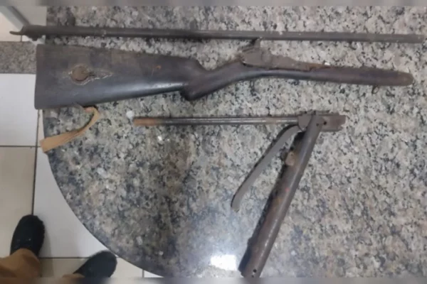 Mulher morre com tiro de espingarda em Cambira após disparo acidental