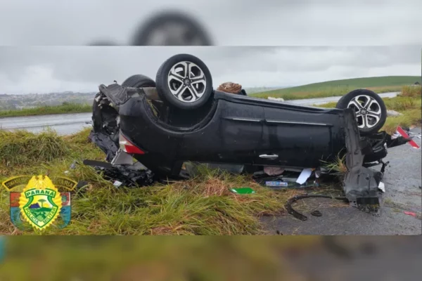Motoristas ficam feridos após acidente em Rolândia
