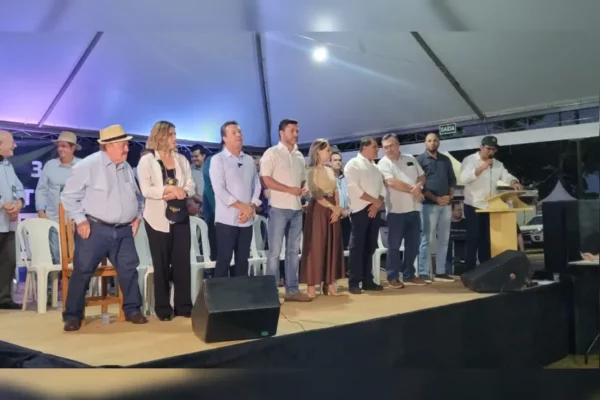 Festival da Cachaça começa oficialmente em Jandaia do Sul