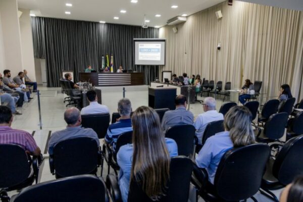Com foco na conclusão de obras, vereadores de Apucarana discutem orçamento para 2025