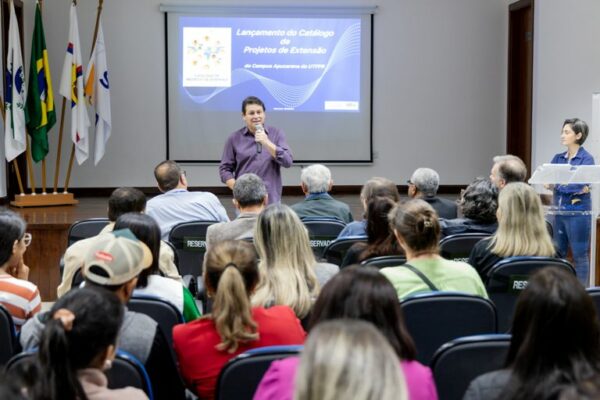 Catálogo de projetos de extensão apresenta soluções para demandas da comunidade em Apucarana