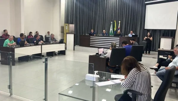 Câmara de Apucarana aprova projeto que regulariza imóveis do Residencial Solar da Toscana