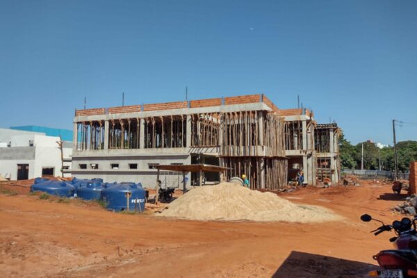 Novos Ambulatórios Médicos de Especialidades do Paraná têm obras adiantadas