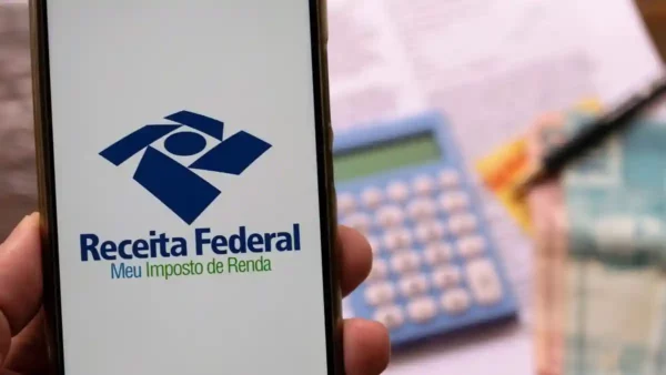 Prazo para entregar a Declaração Anual do Imposto de Renda 2024 encerra nesta sexta (31)