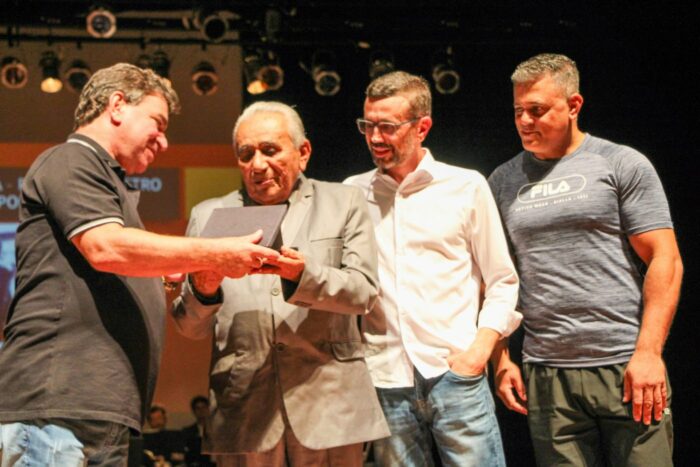 Maestro Canindé é homenageado em Concerto Big Band e Escolas de Dança em Arapongas