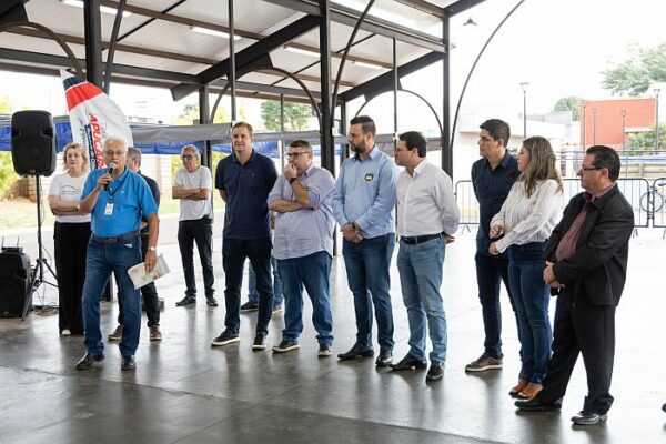 Feirão do Emprego encaminha 500 pessoas para vagas de emprego em Apucarana
