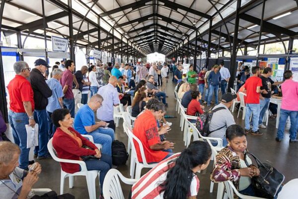 Apucarana realiza “feirão de empregos” para a faixa etária acima de 50 anos