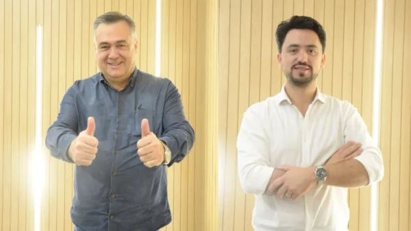 Apucarana: Beto Preto ‘joga a toalha’ e vai apoiar Rodolfo Mota