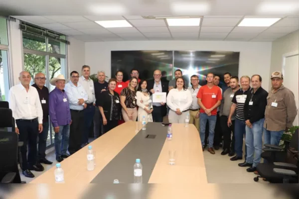 Itaipu Binacional analisa projetos de pavimentação no Vale do Ivaí