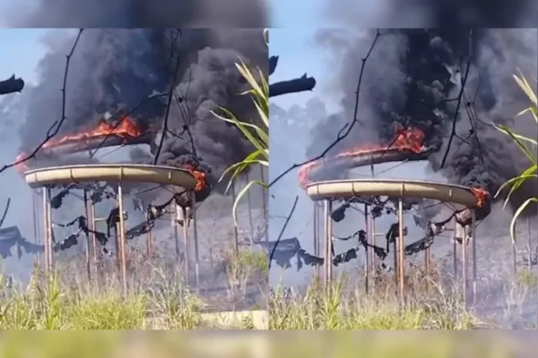 Fogo atinge tobogã de antigo parque aquático em Apucarana