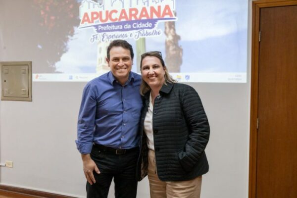 Junior da Femac recebe a visita da primeira mulher a presidir a Sociedade Rural
