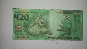 PM do Paraná apreende nota de R$ 420: saiba como identificar cédulas falsas