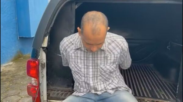 Pai envenenou bebê de cinco dias com mamadeira de leite com chumbinho enquanto mãe tomava banho