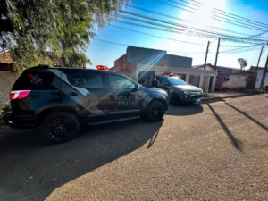 Arapongas – Rotam prende ‘Chiclete’ em flagrante por tráfico de drogas