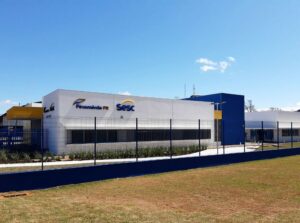 Sesc Arapongas promove iniciação esportiva gratuita para crianças e adolescentes