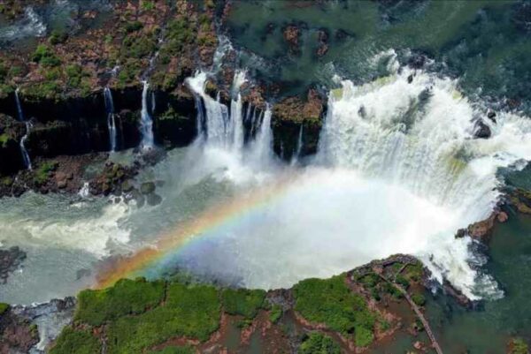 Viaje Paraná abre edital para empresas interessadas em participar de feira no Paraguai