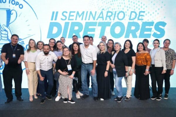 Governador libera R$ 220 milhões para reformas e equipamentos para escolas