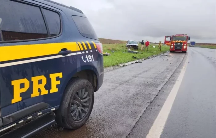 Bebê sai ileso de acidente que deixou mulher morta no Paraná