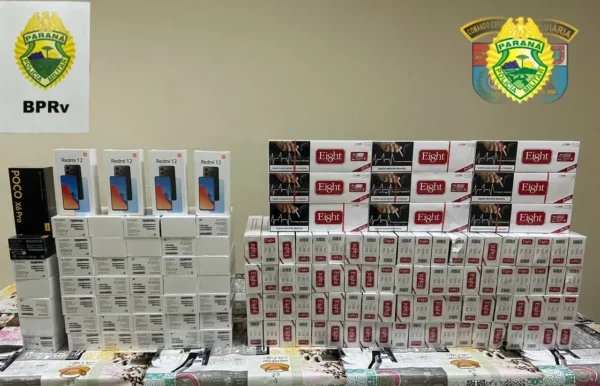 Passageiros de ônibus são flagrados com cigarros e celulares no PR-444