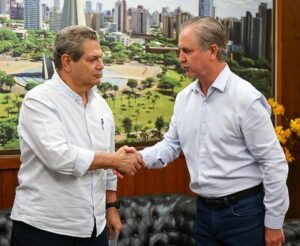 Em ofício enviado a Ulisses Maia, Silvio Barros define equipe de transição de governo