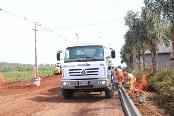 Cambira: Continuidade à pavimentação na ampliação do Parque Industrial.