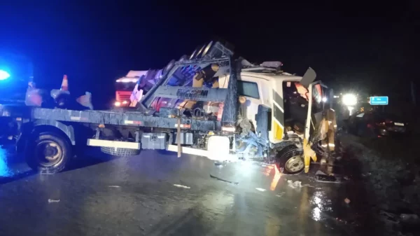 Viatura da Rotam capota e deixa sargento do PR em estado grave