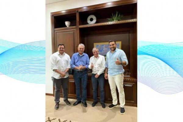 Prefeito eleito de Faxinal busca recursos na Capital antes de assumir