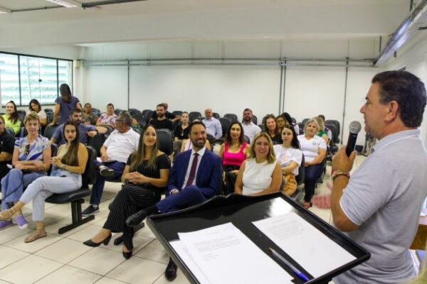 Audiência Pública debate serviços socioassistenciais em Arapongas