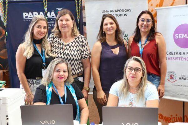 Feira Paraná em Ação reúne serviços essenciais e gratuitos na Estação Cultural Milene